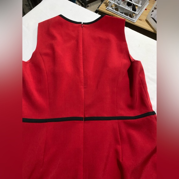 Black Label Evan Picone Vibrant Red Dress with Black Trim - Picture 3 of 5
